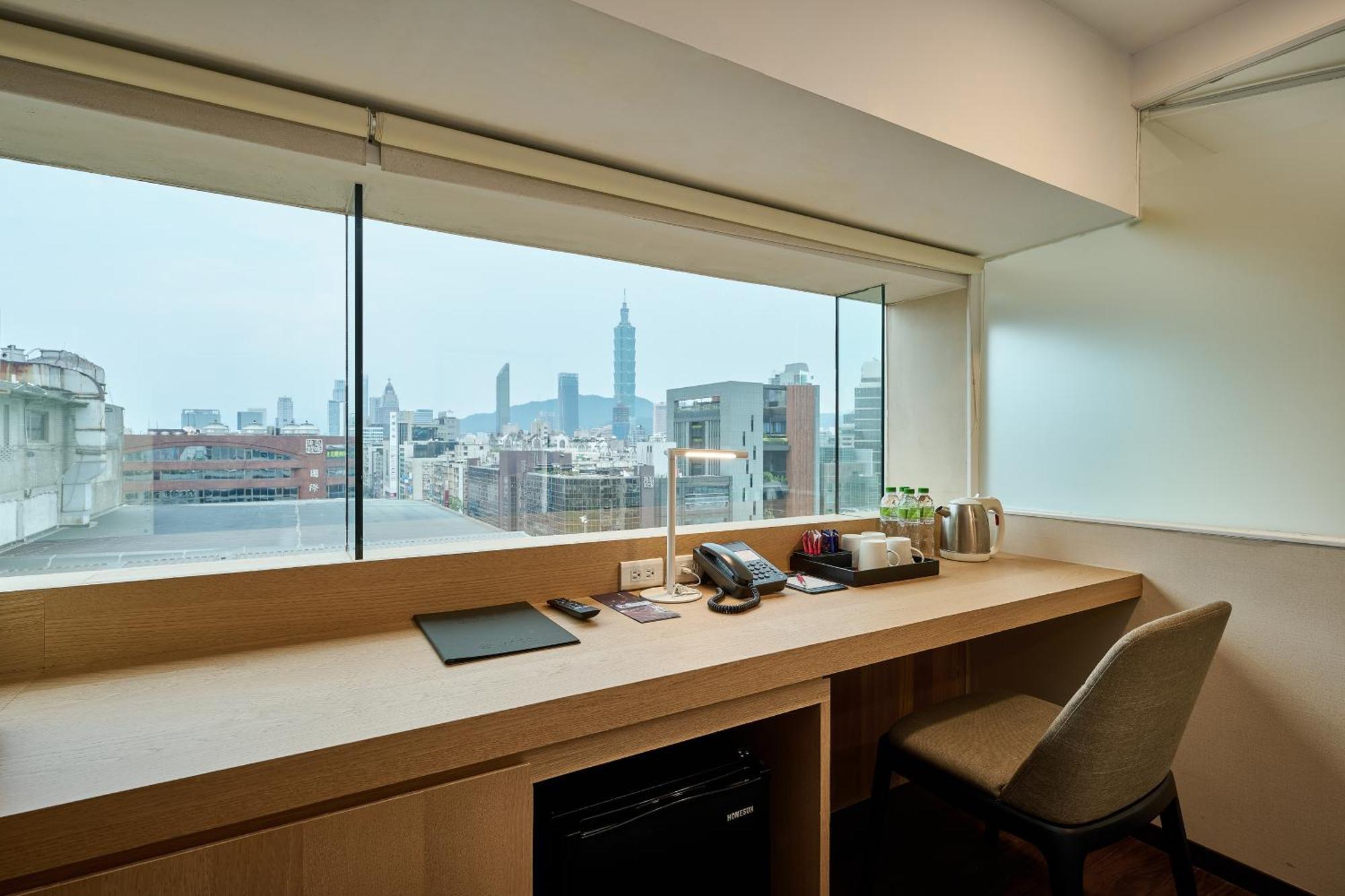 Eastin Taipei Hotel Екстер'єр фото